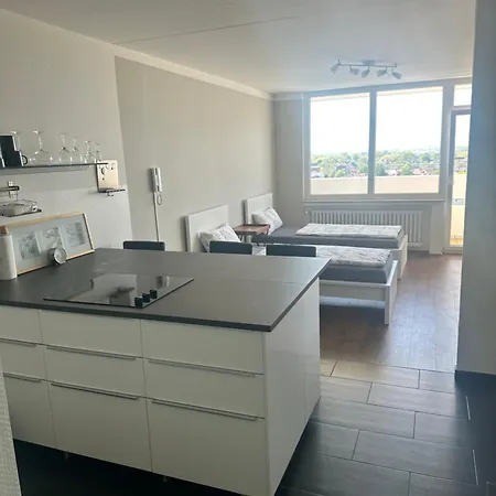 Apartment Alosch- Studio-wohnung Mit Panoramablick Im 12 Stock 1211 Bremen